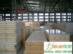 Tấm cách nhiệt Panel PU