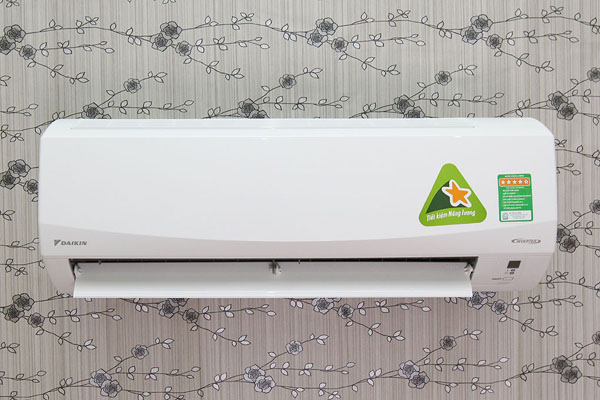 Điều hòa Daikin 1 chiều 9000BTU FTNE25MV1V9/RNE25MV1V