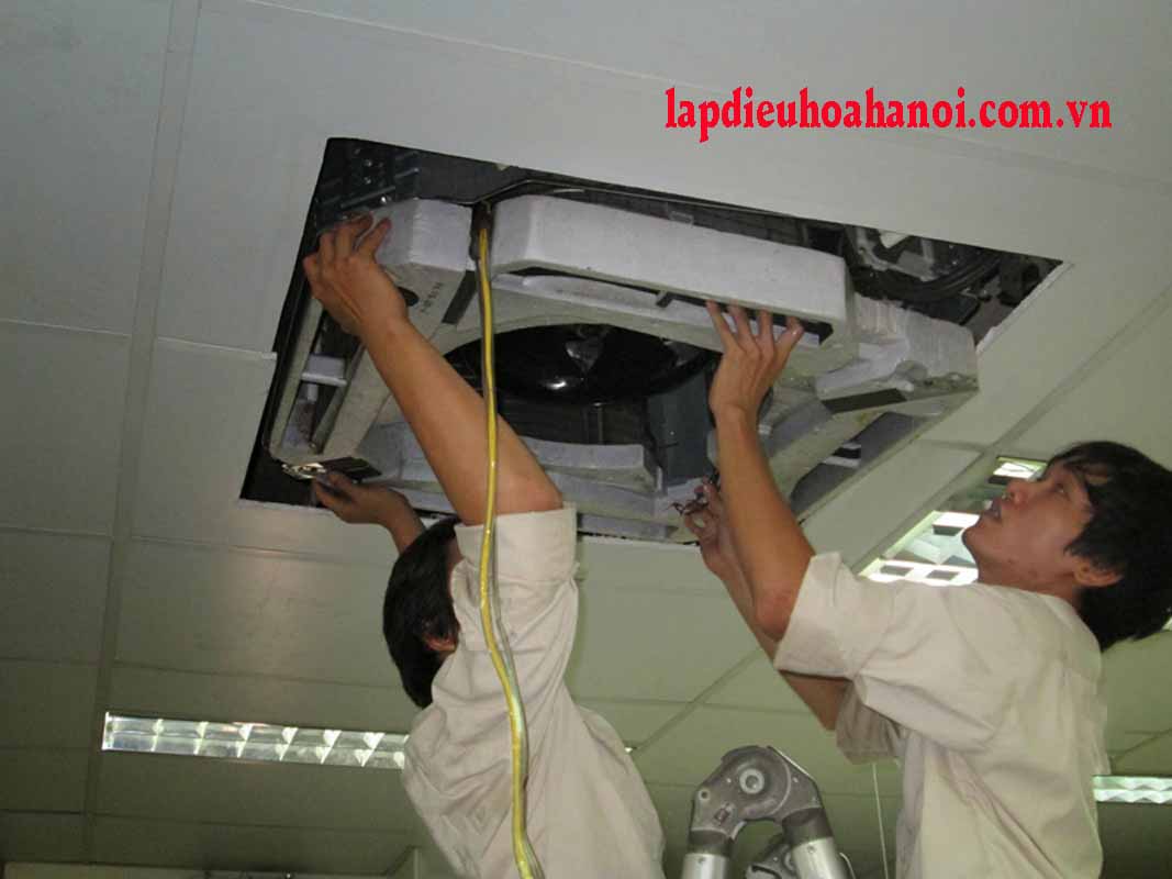 Điều hòa âm trần Daikin 1 chiều 36000BTU FHC36PUV2V/R36PUV2V